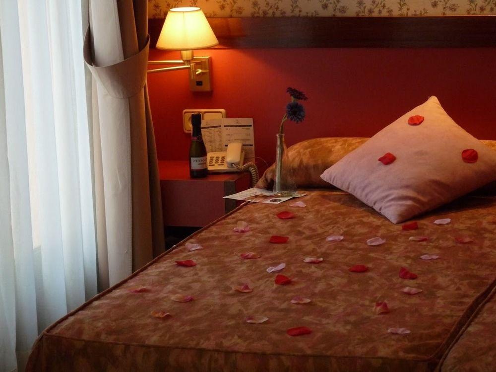 Hotel Jardin De Aranjuez Exteriér fotografie